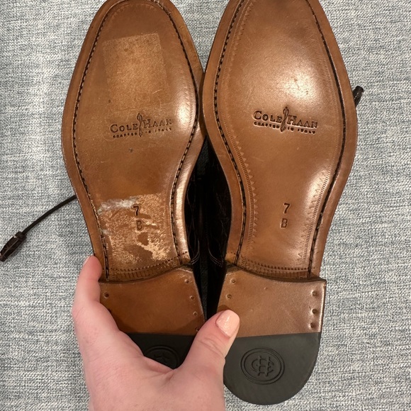 Cole Haan Dark Brown Crocodile Pattern Oxfords - Picture 4 of 7